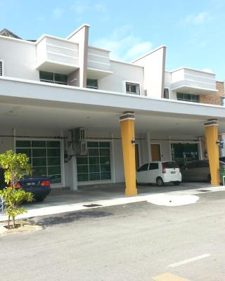 GOLDEN GUEST HOUSE KUANTAN