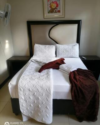 Essential Guest House Parow