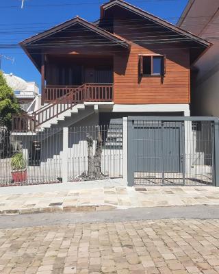 Casa Completa Ótima Localização Vale dos Vinhedos