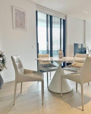 City view designed apartment in Bondi Junction