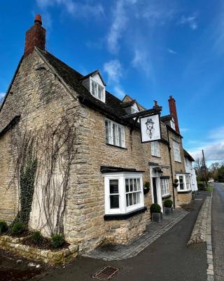 The Lion, Tredington