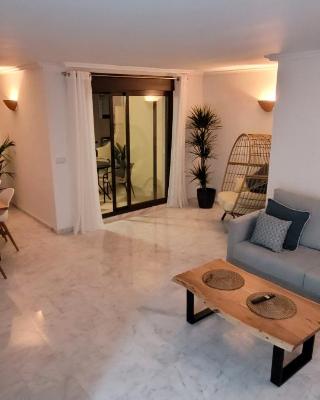 Luxury apartment in the heart of Moraira & 200mtrs from the sea