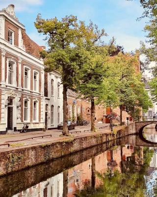 Canal apartment at historic CityCenter Amersfoort