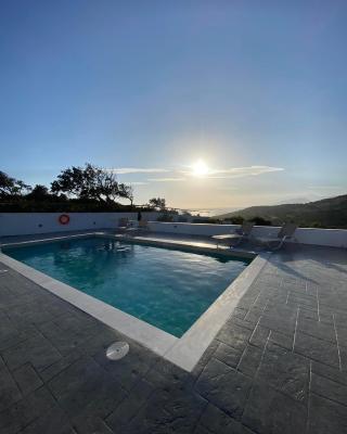 Villa George Sea View with pool - Triopetra