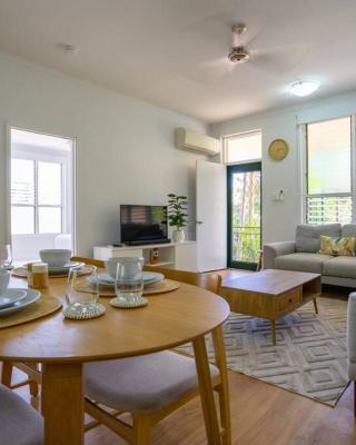 Nightcliff Retreat: Stylish 2BR Apt Near Foreshore