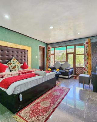 Hotel Seven Pahalgam