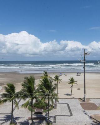 Apto Jóia 3 dormitórios - Frente para o mar - Praia Grande