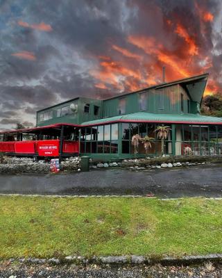 Fox Glacier Jade Hotel