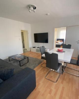 Apartment in Uerdingen,Monteure,Netflix, Prime