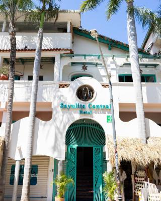 Sayulita Central Hotel