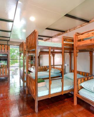 Bunga Hostel