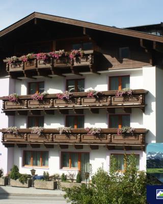 Frühstückspension Monika, B&B in Kaprun including SUMMERCARD