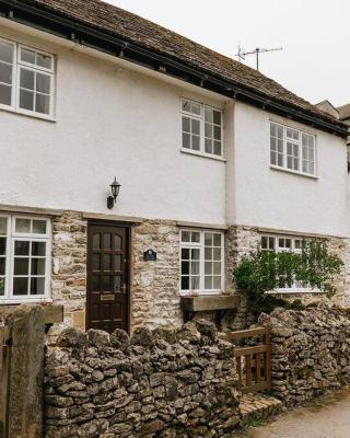 CLIFFE COTTAGE - Countryside Cottage in Castleton, Peak District National Park