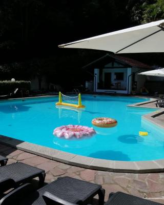 Agriturismo Villa Paradiso - appartamenti con piscina