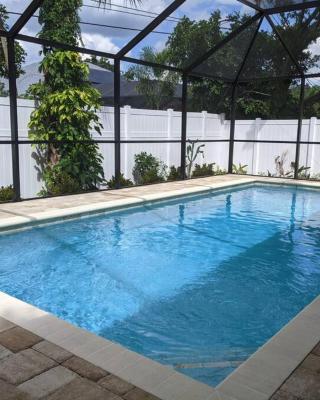 Florinda 3bdr/2bth 2car garage with New Pool