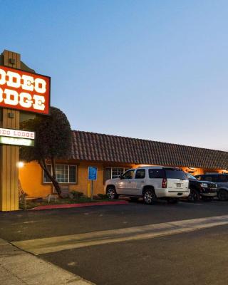Rodeo Lodge
