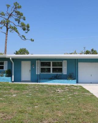 Pool house in Port Charlotte