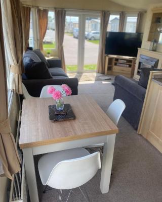 6 berth Seawick Caravan Park, St Osyth