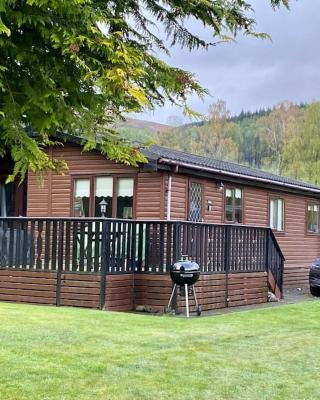 Cozy Cabin with Stunning Loch Lomond Views