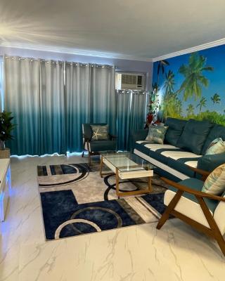 Amazing waikiki Beach condo 2Bed2Bath+free Parking