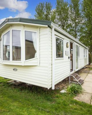 Lovely 6 Berth Caravan At Southview Holiday Park Ref 33002cl