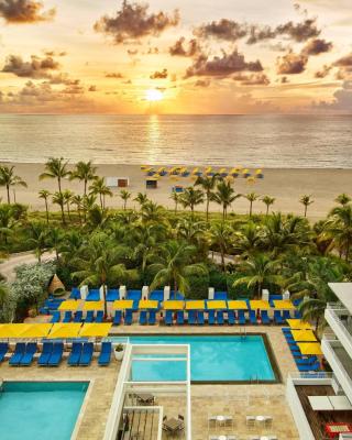 迈阿密南滩皇家棕榈尊贵度假酒店