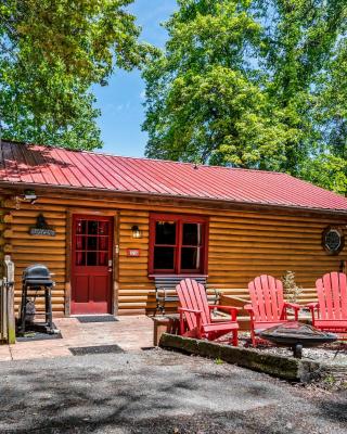 Romantic log cabin with hot tub