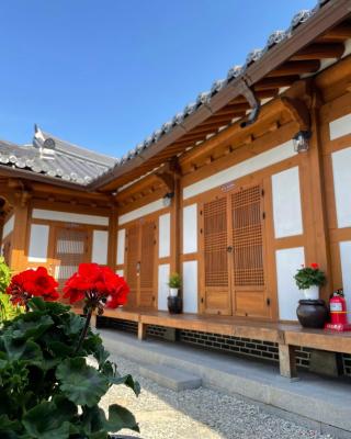 Hanok solsol