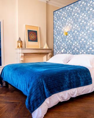 La CHAMBRE BLEUE