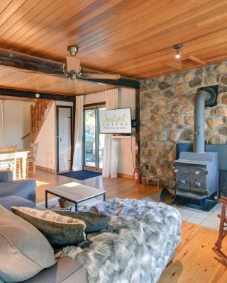 The Woodland Cabin by Instant Suites - Old Village Mont-Tremblant