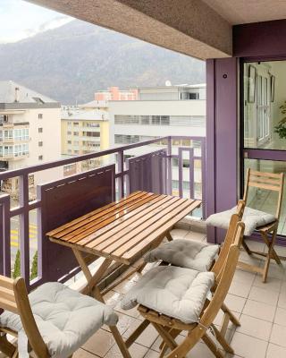 Bright apartment with balcony in Brig city centre