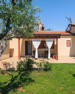 MIMA house with apartments