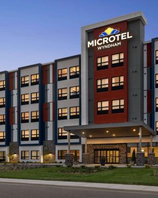 Microtel Inn & Suites by Wyndham Boisbriand