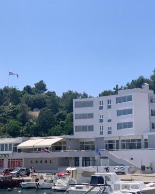 Hotel Tolero