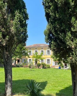 Villa Toscane - Atelier d'Artistes et B&B à 20 mn de Toulouse