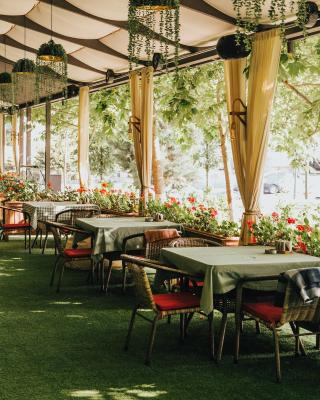 Grand Hotel Baku Central Park