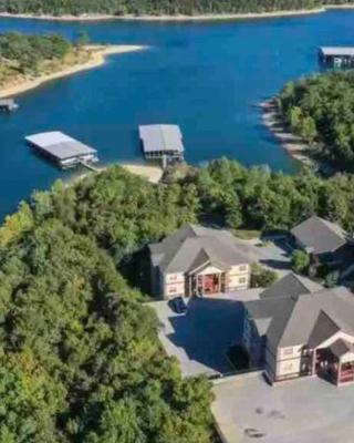Rockwood Condos on Table Rock Lake With Boat Slips