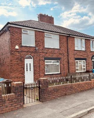 Entire 3-Bedroom Home in Oldham - Guest house