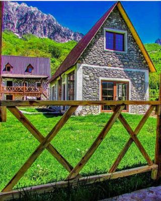 Northern Peaks Guesthouse