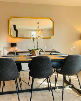 Maison tourangelle au coeur du vignoble Loire Valley