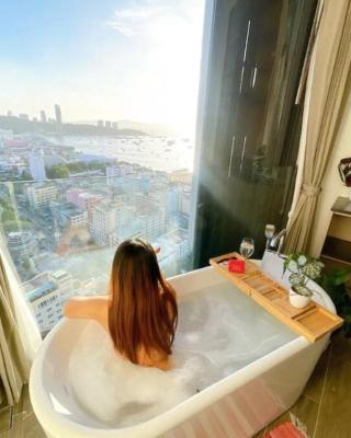 Edge Central PATTAYA Sky Residence with Infinity Pool & Free Netflix