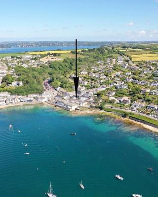 Luxury holiday cottage by the harbour in St Mawes