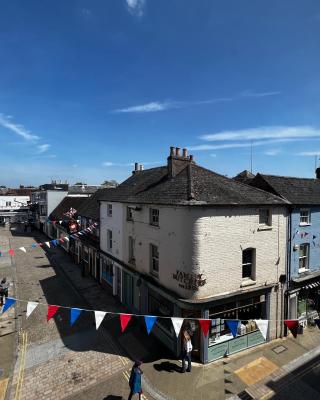 The Farthings, Romsey Apartment