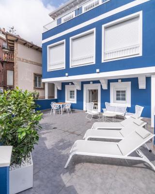 VILLA MARTA - Apartamentos céntricos junto al mar