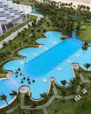 Resort's full Service Apartment - near the airport Cam Ranh, Nha Trang, Khanh Hoa