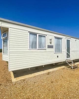 4 Berth Nearby Hunstanton Beach In Norfolk Ref 13018l