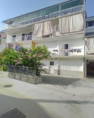 Guest house Milic