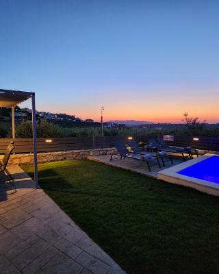 Villa Dionisia with private pool