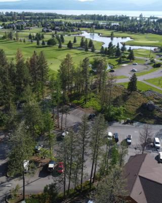 The Glacier at the Clubhouse Townhomes - Rustic Modern Luxury Townhomes on Golf Course