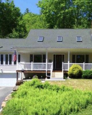 Beautiful Spacious Home w/ Game Room.